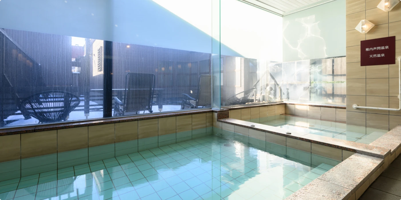 写真：薬湯 めぐまの湯 大浴場